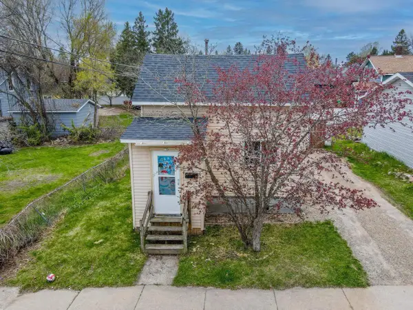 15 W MONTROSE STREET WEST, Rhinelander, WI 54501