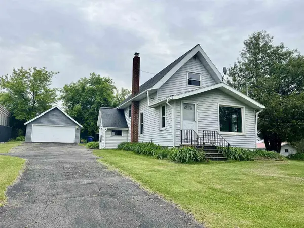 400 GENESEE STREET, Wittenberg, WI 54499