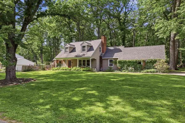 408 W MAPLERIDGE DRIVE, Stevens Point, WI 54481