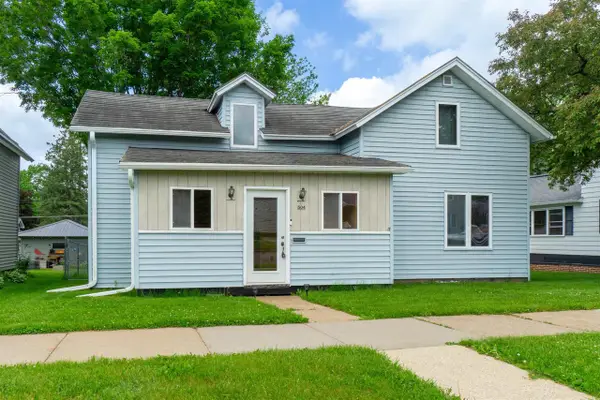504 N GENESEE STREET, Merrill, WI 54452