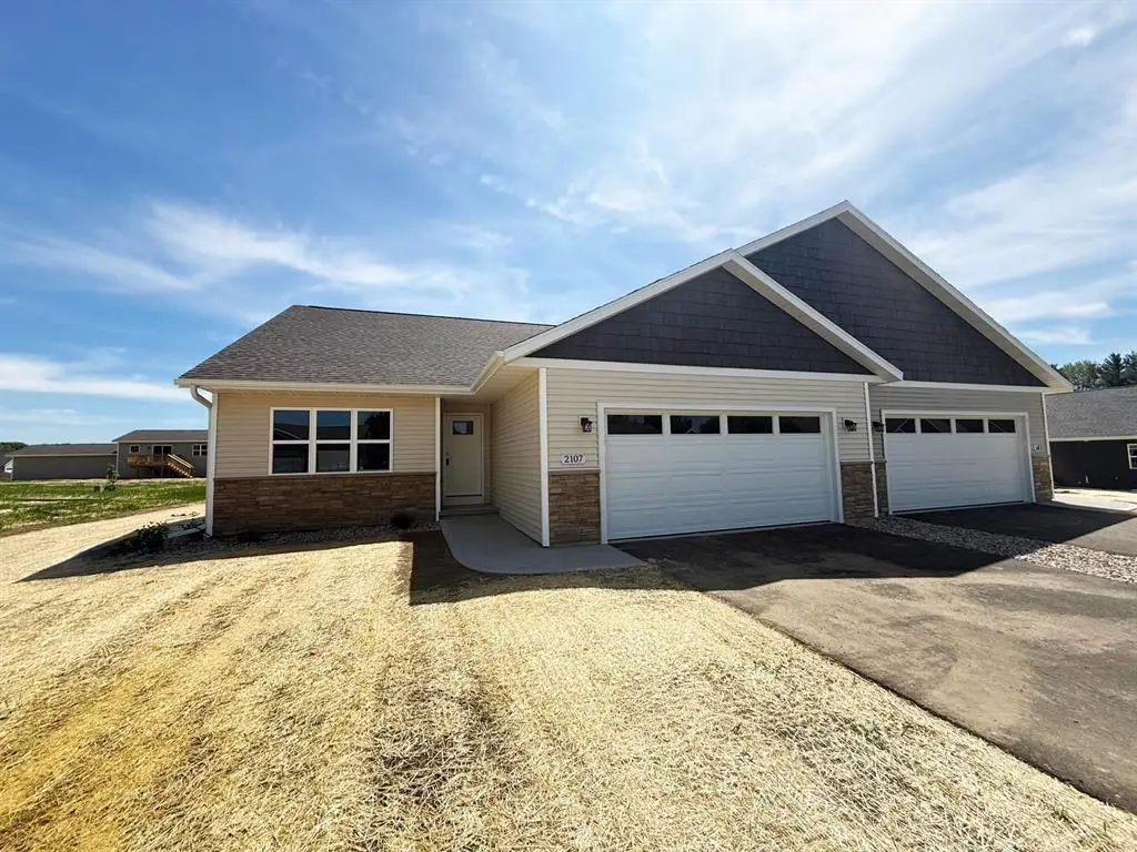 2107 S IRONWOOD AVENUE ##GR42, Marshfield, WI 54449 - #1