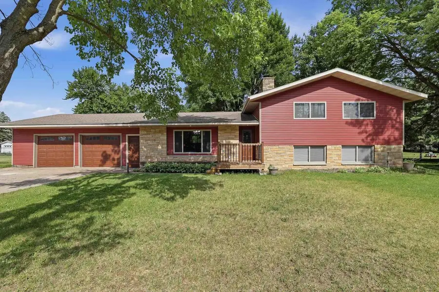 1917 COUNTRY CLUB DRIVE, Stevens Point, WI 54481 - #3