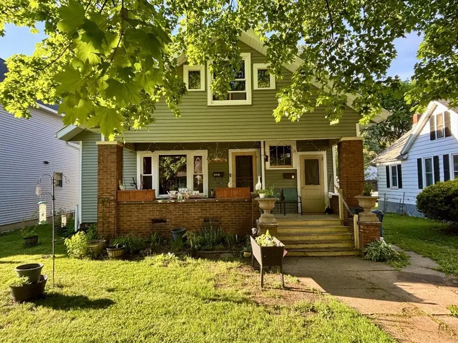 810 HENRIETTA STREET, Wausau, WI 54403 - #2