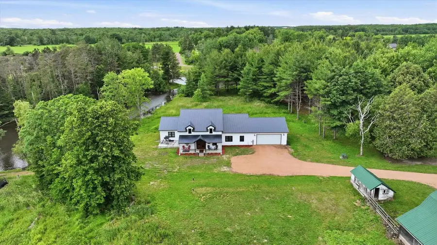 8323 COUNTY ROAD E #8323 Veedum Street, Pittsville, WI 54466 - #2