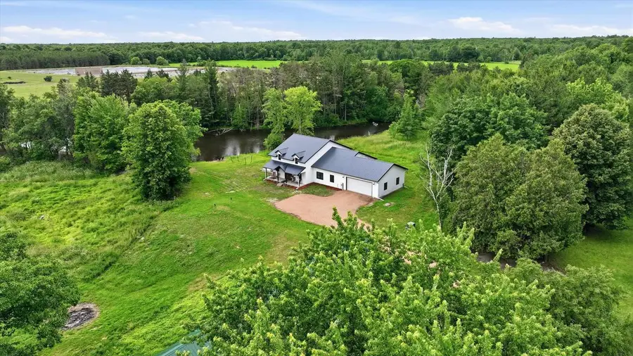 8323 COUNTY ROAD E #8323 Veedum Street, Pittsville, WI 54466 - #3