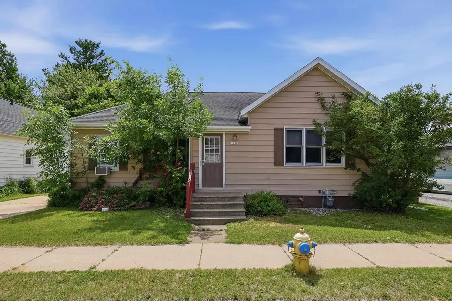 1932 PRAIRIE STREET, Stevens Point, WI 54481 - #2