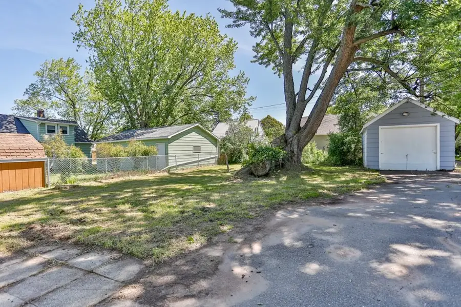 511 S BELLIS STREET #Unit B, Wausau, WI 54403 - #3