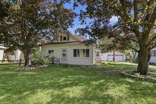 313 E NORTH LAKE STREET, Hancock, WI 54943