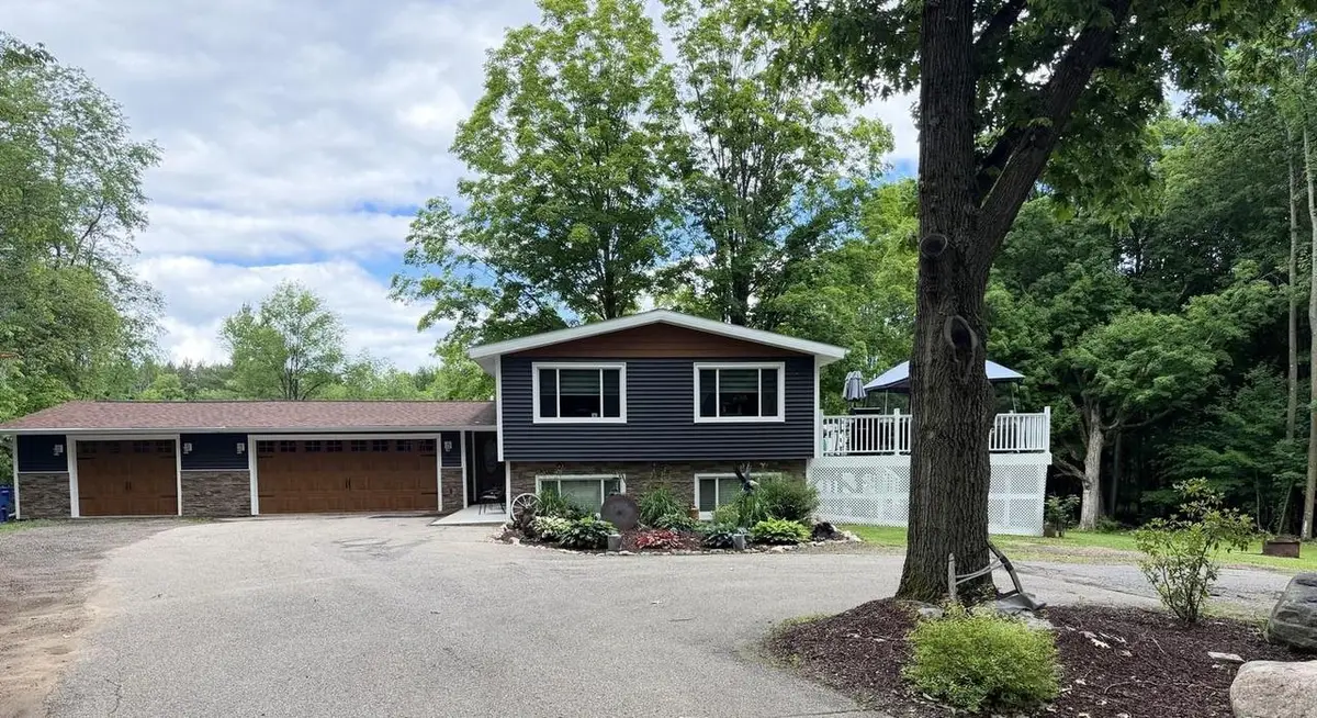 N7826 4TH STREET, Eland, WI 54427 - #1