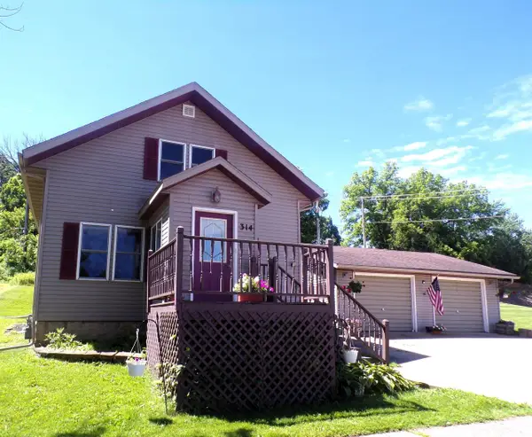 314 E 6TH STREET, Neillsville, WI 54456