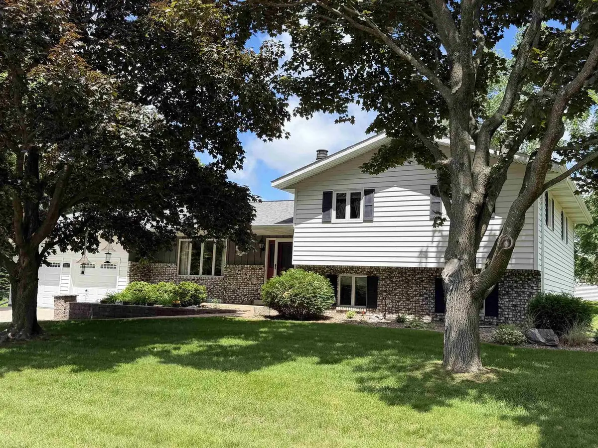 1107 W STATE STREET, Marshfield, WI 54449 - #1