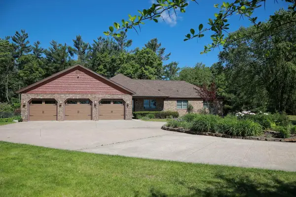 1424 OXBOW ROAD, Stevens Point, WI 54482