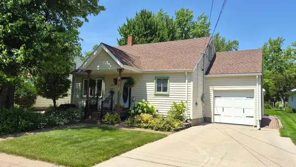 1011 W PARK STREET, Marshfield, WI 54449
