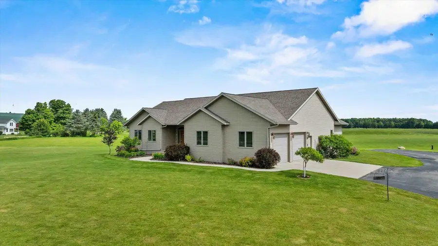 8072 MILL CREEK ROAD, Marshfield, WI 54449 - #2