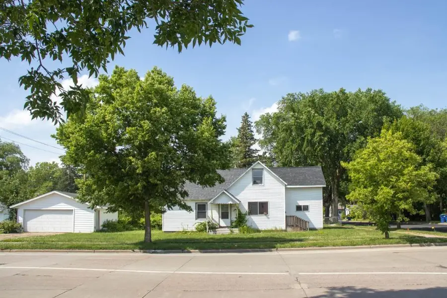 1002 N 1ST AVENUE, Wausau, WI 54401 - #2