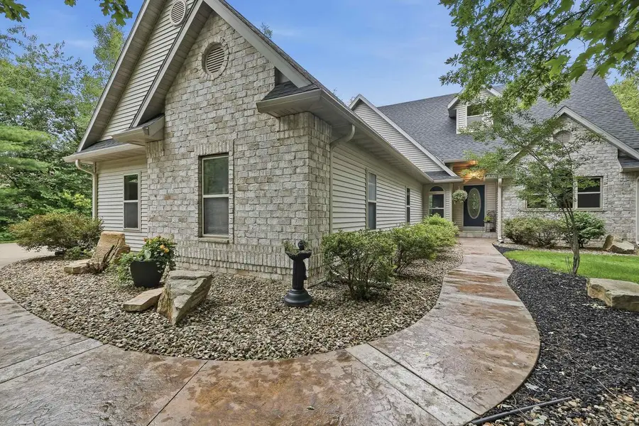 4900 HUMMINGBIRD LANE, Stevens Point, WI 54482 - #2