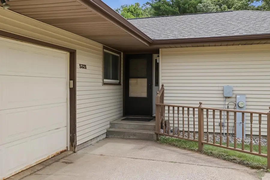 5321 WYATT AVENUE, Wisconsin Rapids, WI 54494 - #3