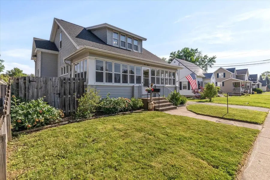315 ROBBINS STREET, Seymour, WI 54165 - #2