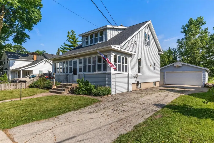 315 ROBBINS STREET, Seymour, WI 54165 - #3