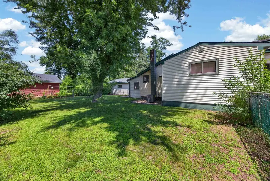 1916 WYATT AVENUE, Stevens Point, WI 54481 - #3