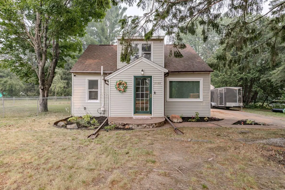2002 BLOEDEL AVENUE, Weston, WI 54476 - #1