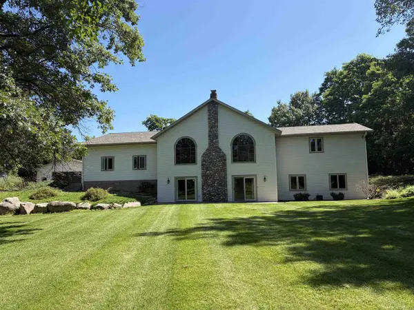 9605 SUMAC CIRCLE, Amherst, WI 54406