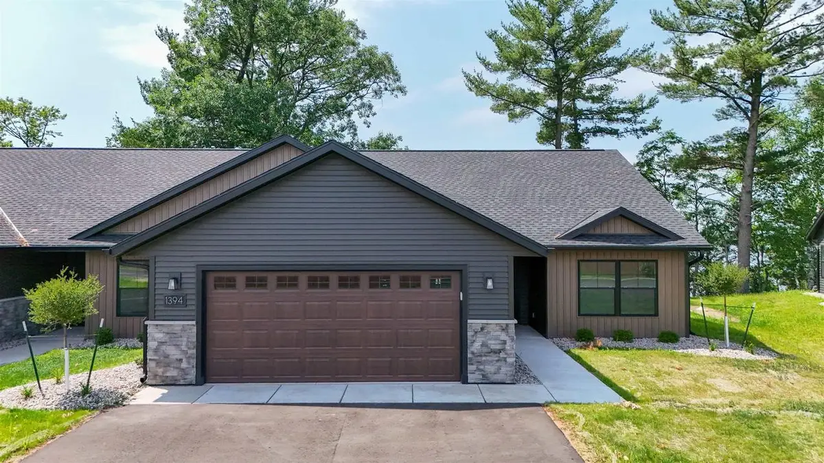 1394 PARK DRIVE #Unit 104, Schofield, WI 54476 - #1
