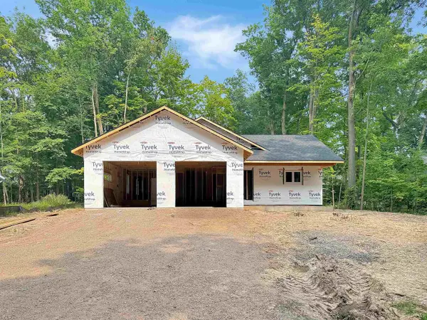 809 S MARYKNOLL AVENUE, Marshfield, WI 54449