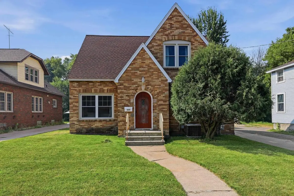 1217 FRANKLIN STREET, Stevens Point, WI 54481 - #1