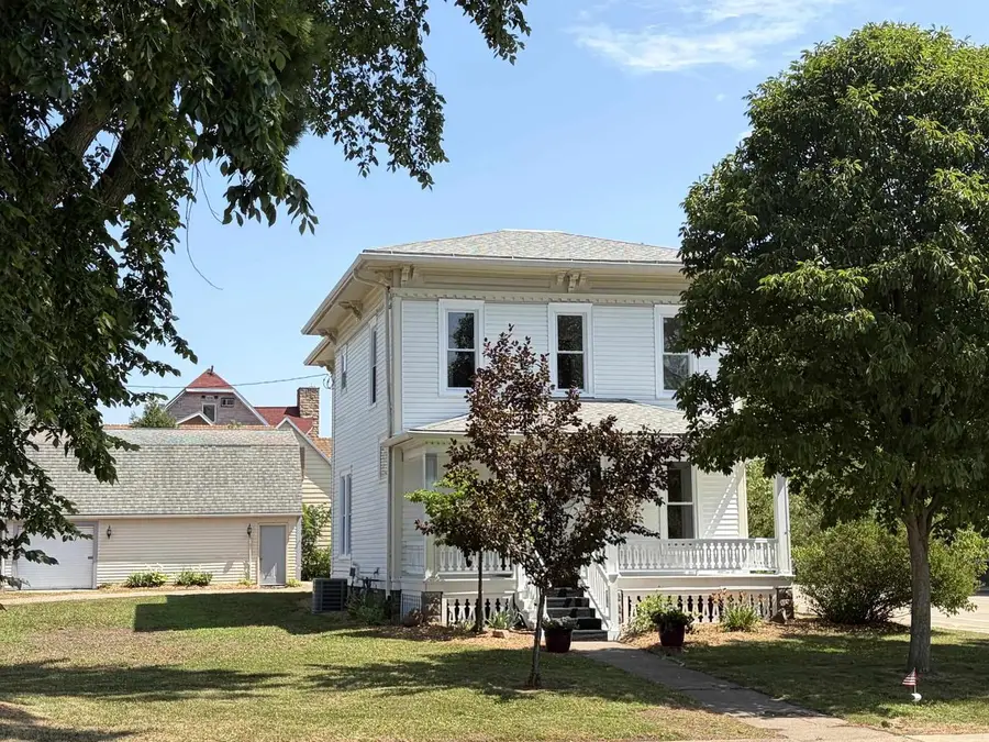 201 W 4TH STREET, Marshfield, WI 54449 - #3