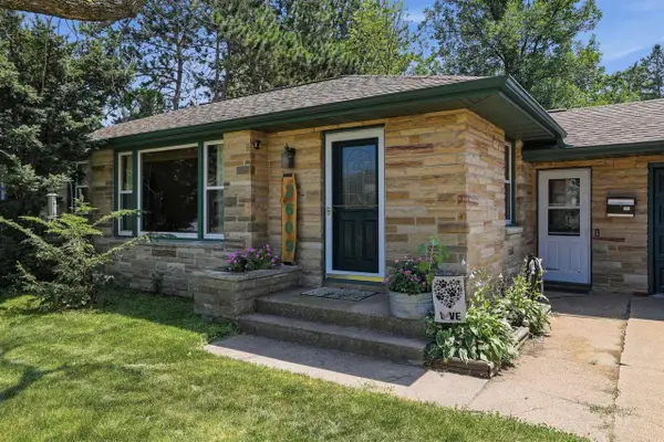 2609 STANLEY STREET, Stevens Point, WI 54481