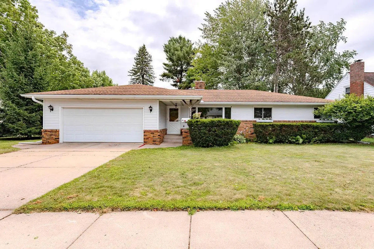 819 BROADWAY AVENUE, Wausau, WI 54403 - #1