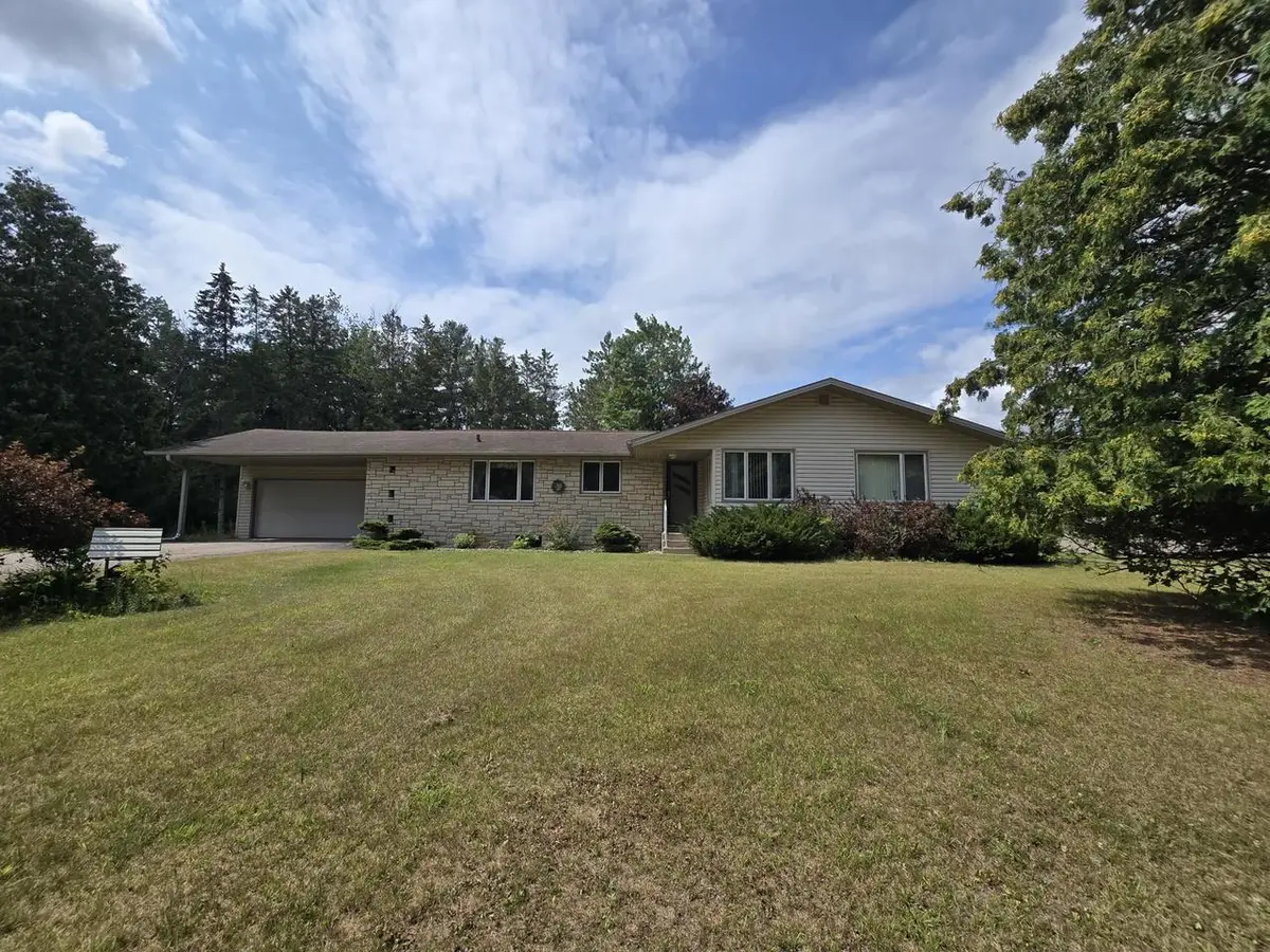 5289 REDDIN ROAD, Wisconsin Rapids, WI 54495 - #1
