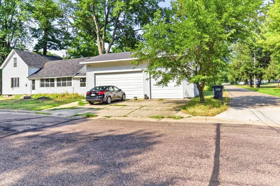 2871 3RD AVENUE SOUTH, Wisconsin Rapids, WI 54495 - #3