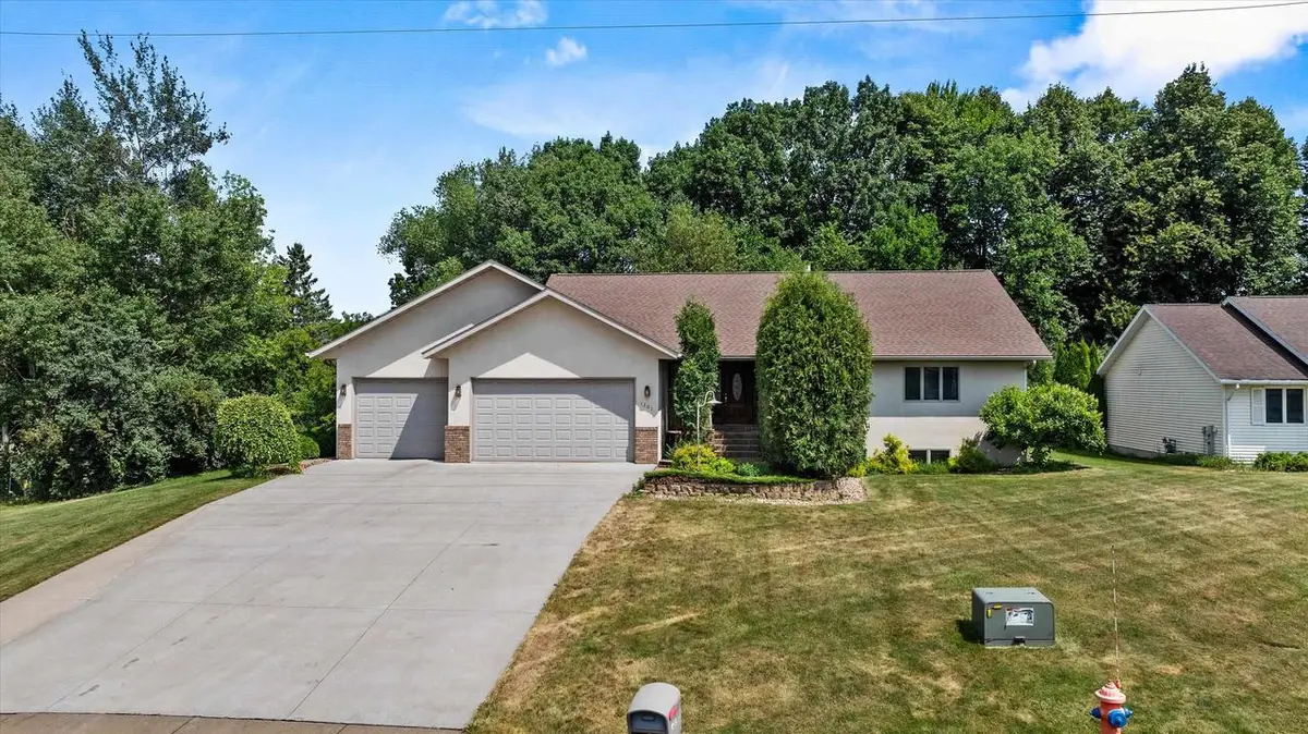 1201 W 11TH STREET, Marshfield, WI 54449 - #1
