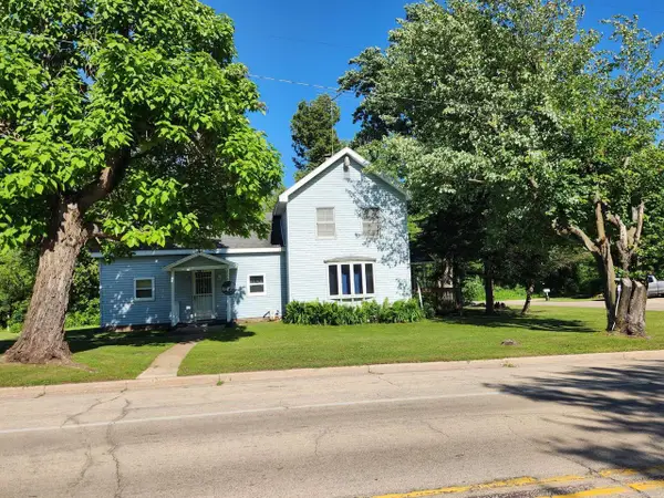 700 WATER STREET, Ogdensburg, WI 54962