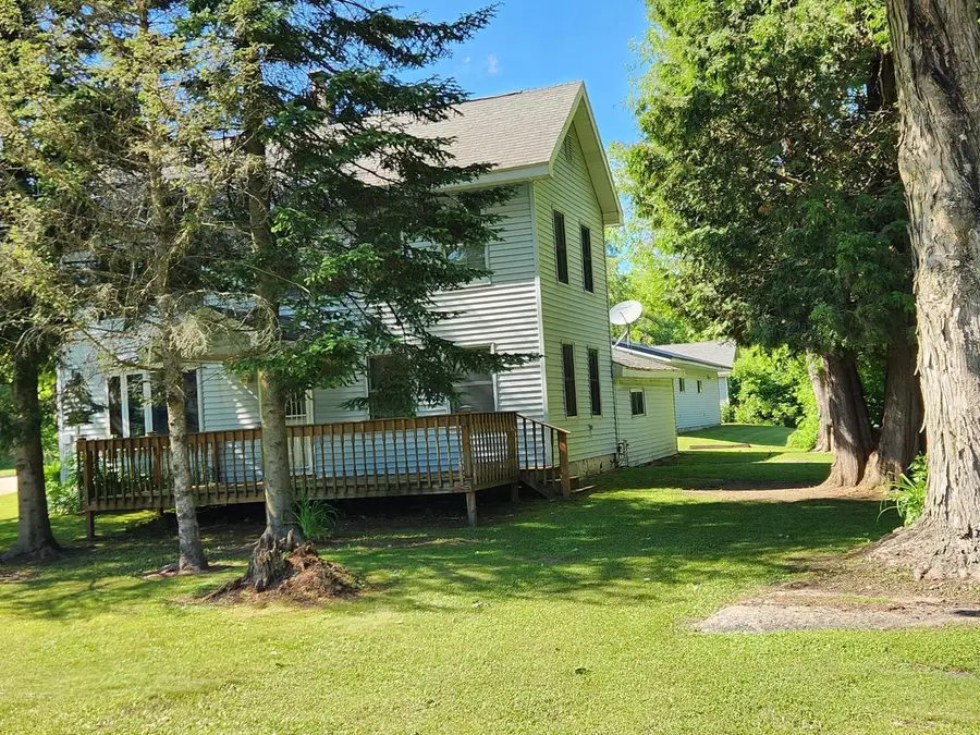 700 WATER STREET, Ogdensburg, WI 54962 - #3