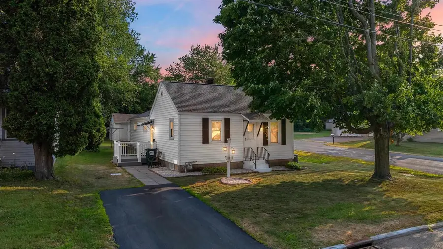 314 W DOEGE STREET, Marshfield, WI 54449 - #3