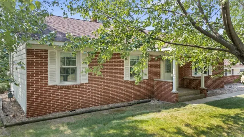 2301 STRANGE STREET, Stevens Point, WI 54481 - #1