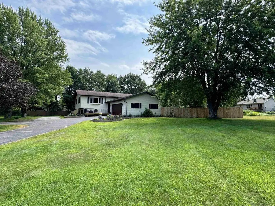 2119 SUNBURST LANE, Kronenwetter, WI 54455 - #2