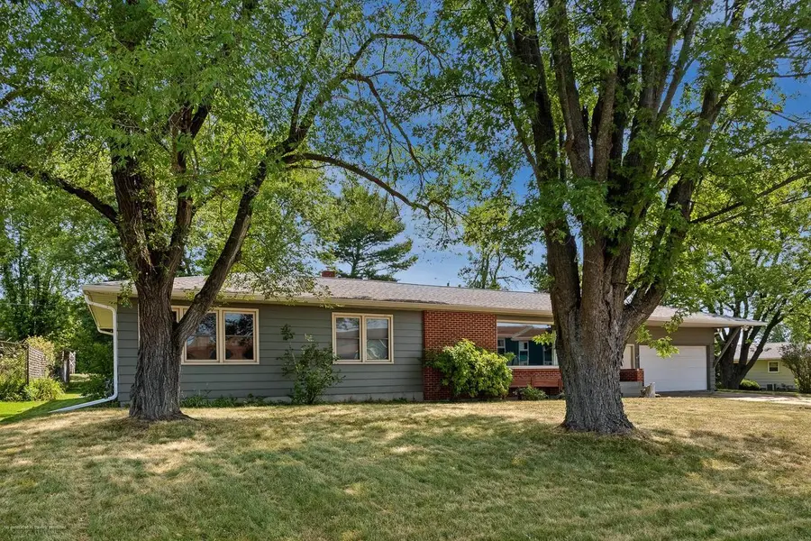 1613 N PEACH AVENUE, Marshfield, WI 54449 - #2