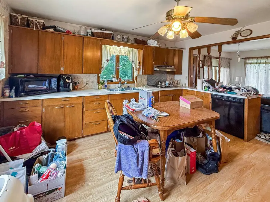 227 S VIRGINIA STREET, Antigo, WI 54409 - #3