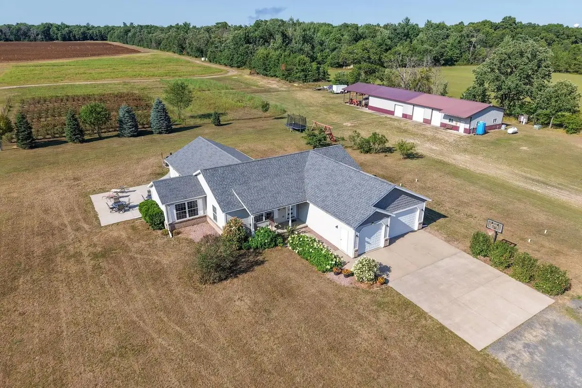 1792 COUNTY ROAD G, Nekoosa, WI 54457 - #1