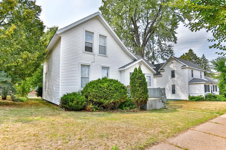 628 S 6TH AVENUE, Wausau, WI 54401 - #3