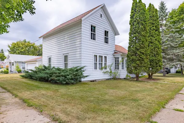 300 N STUYVESANT STREET, Merrill, WI 54452