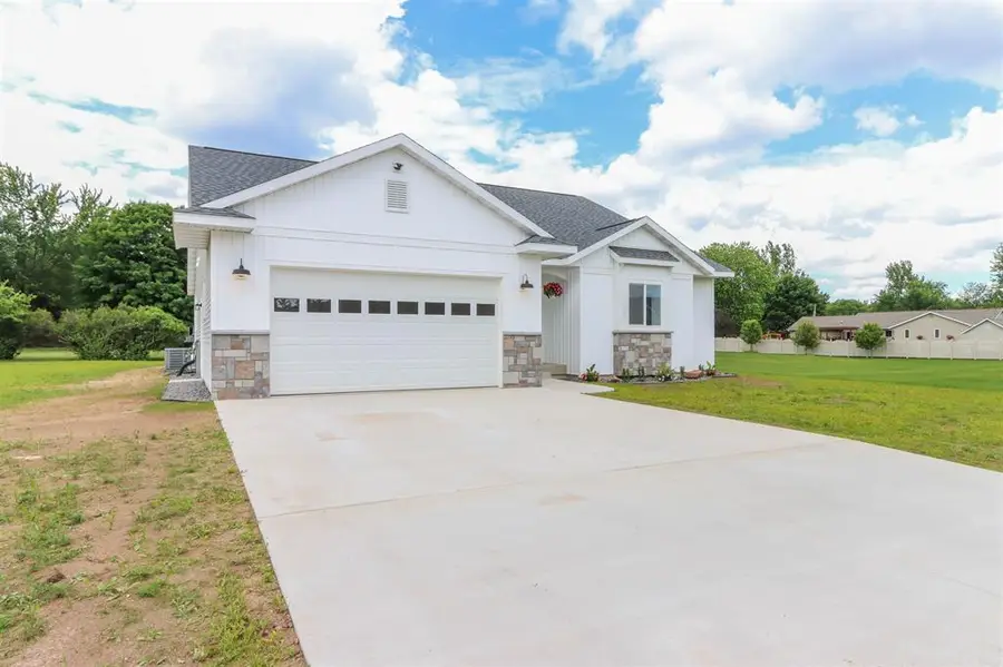 1030 MICHELE COURT, Port Edwards, WI 54469 - #2