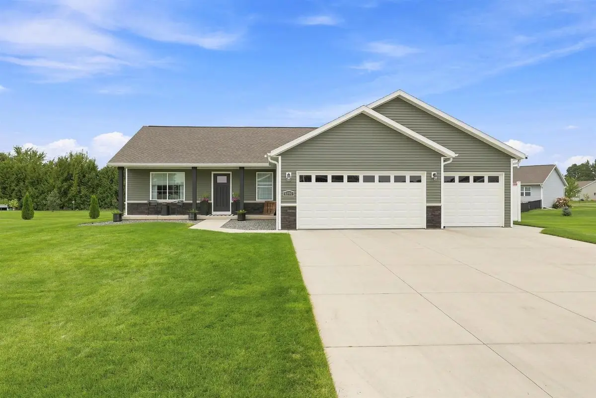 4390 LANDCASTER ROAD, Plover, WI 54467 - #1