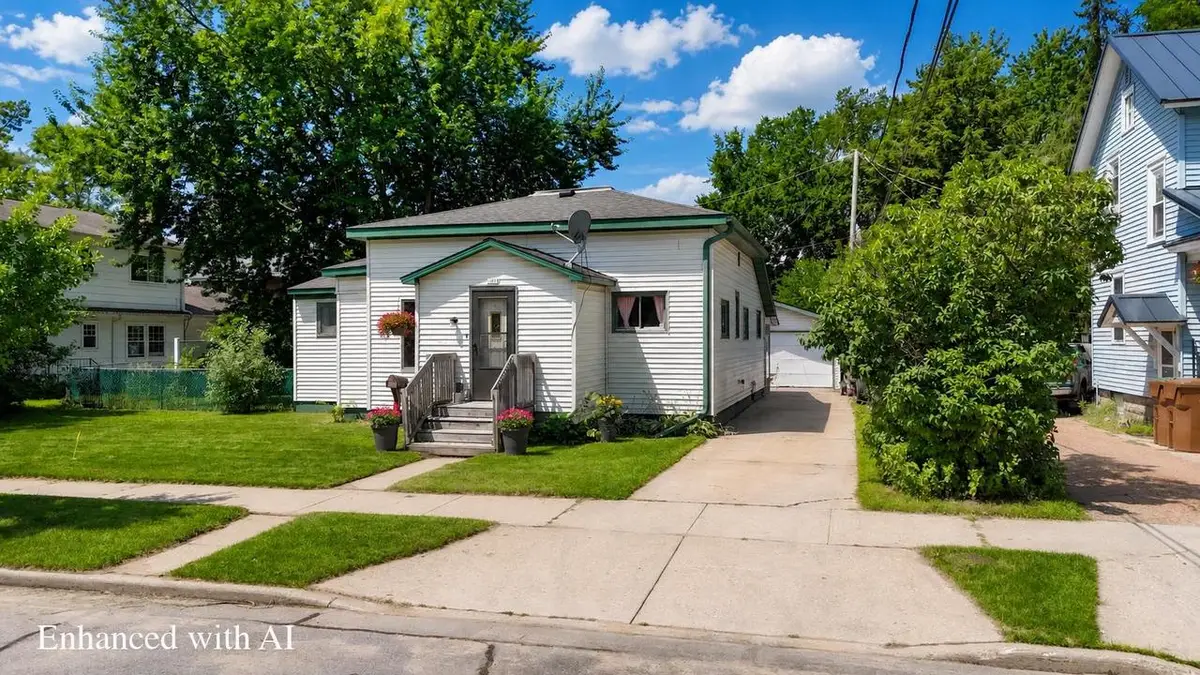 1916 WYATT AVENUE, Stevens Point, WI 54481 - #1