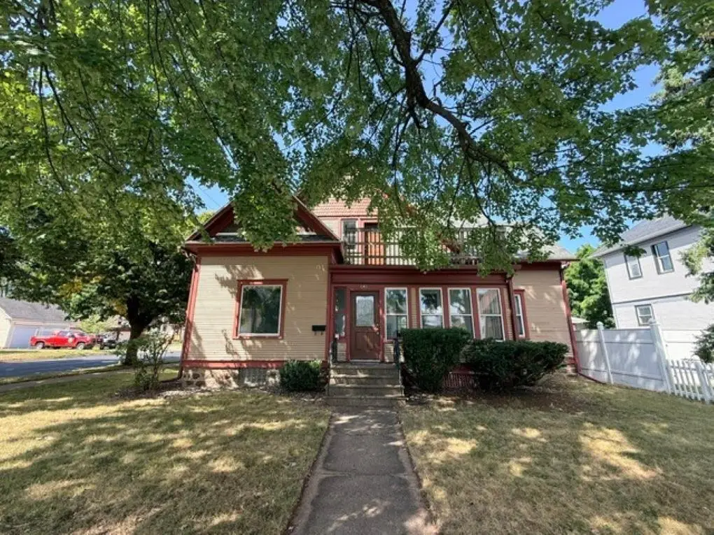 640 S 4TH AVENUE, Wausau, WI 54401 - #1