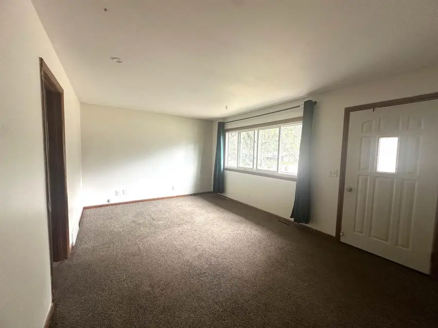 2410 GAYNOR AVENUE, Wisconsin Rapids, WI 54495 - #2